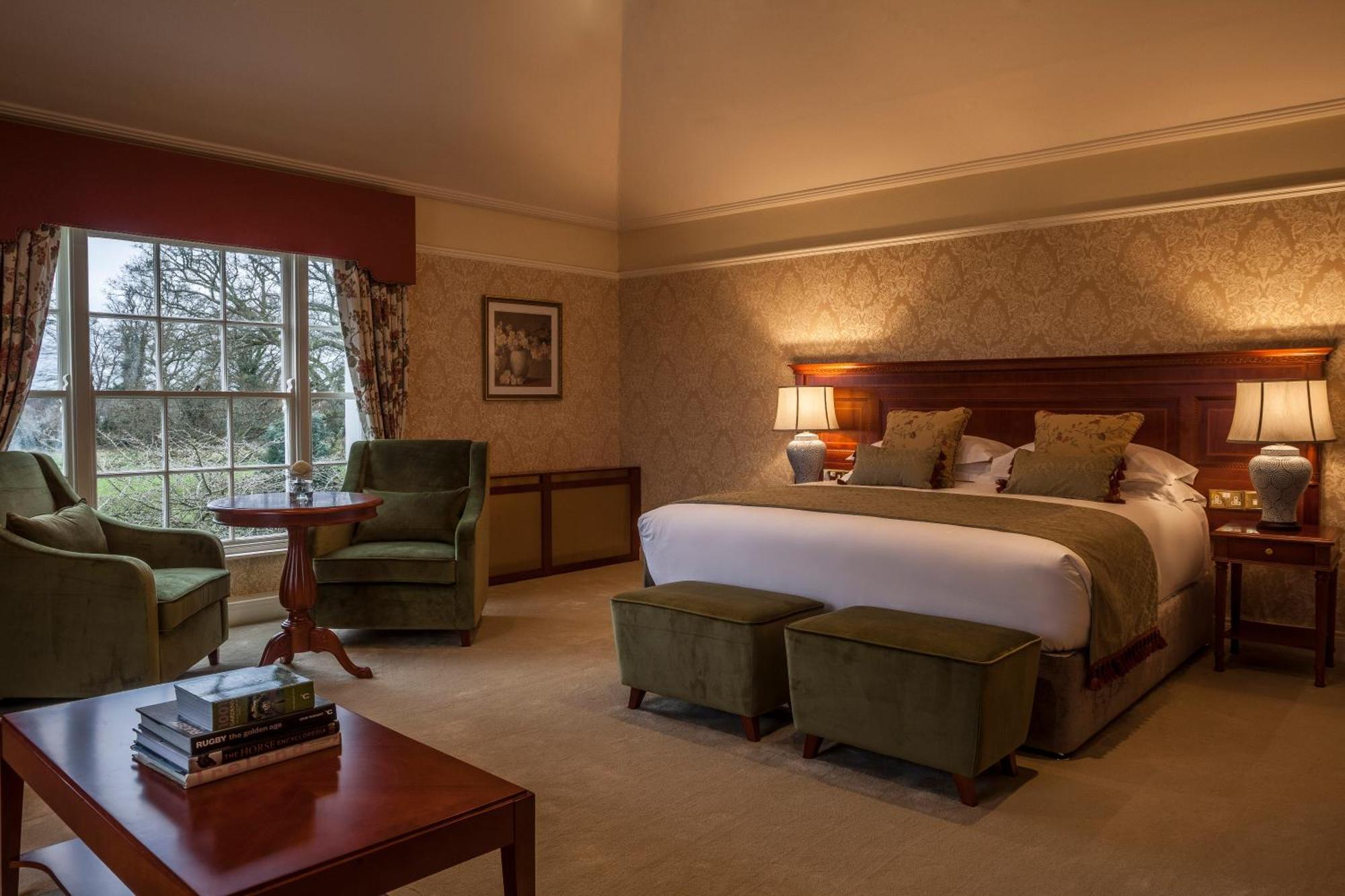 Leixlip Manor Hotel エクステリア 写真