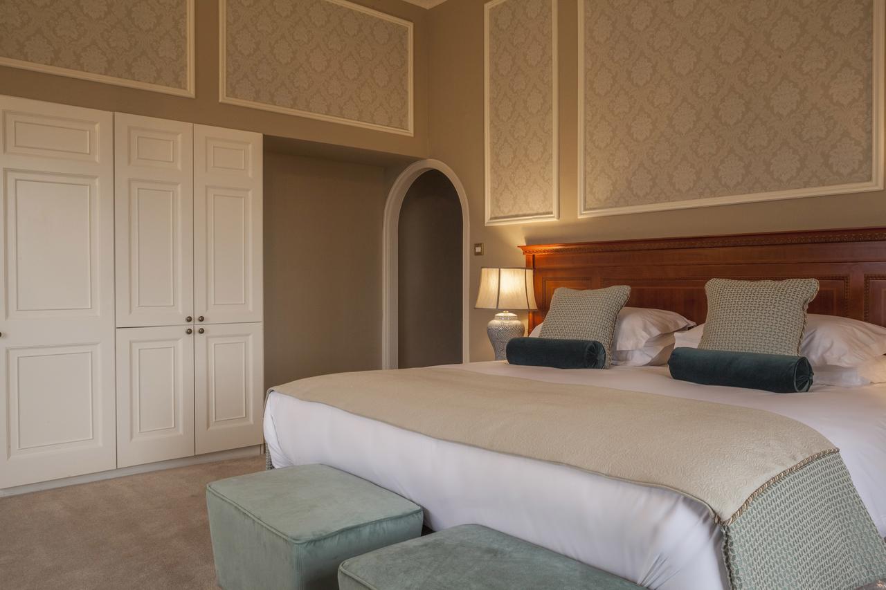 Leixlip Manor Hotel エクステリア 写真