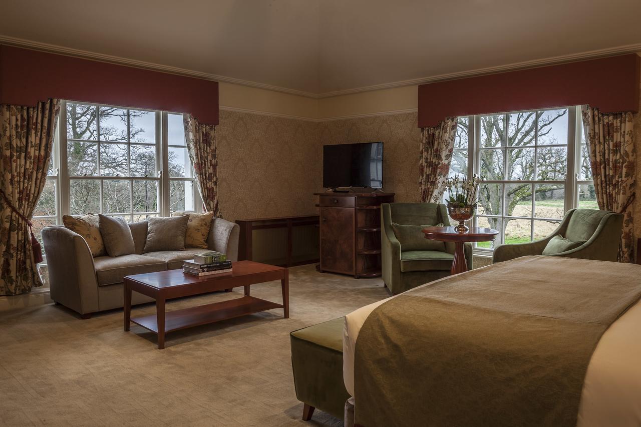 Leixlip Manor Hotel エクステリア 写真
