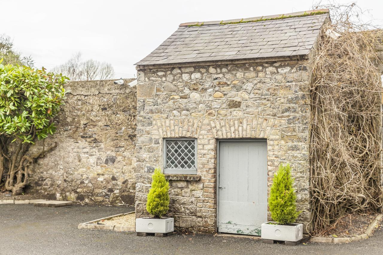 Leixlip Manor Hotel エクステリア 写真